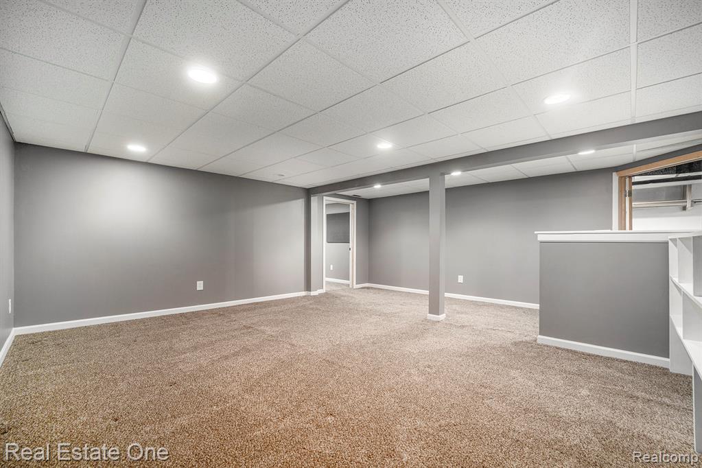 5761 Bingham Drive, Troy, MI 48085 — Photo 18