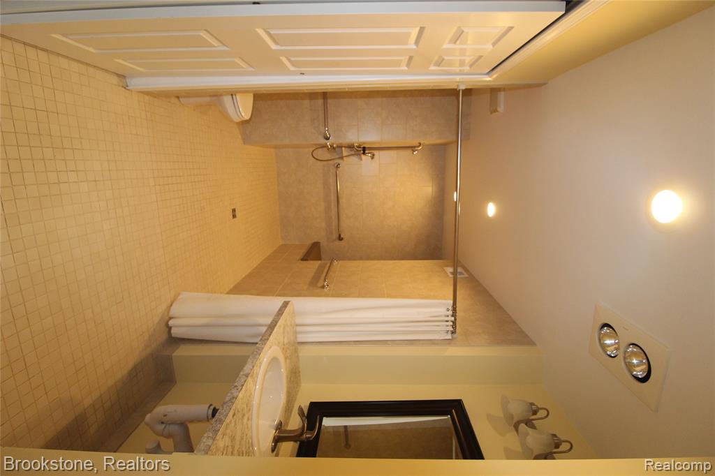42266 Brookview Lane, 1, Clinton Twp, MI 48038 — Photo 16