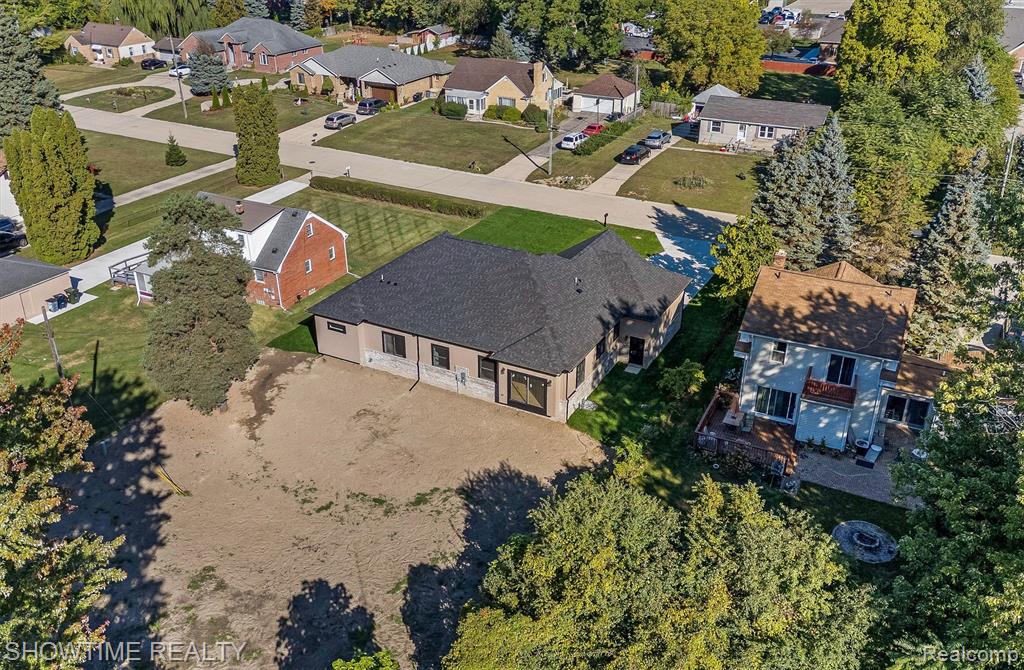 5636 Paris, Sterling Heights, MI 48310 — Photo 33
