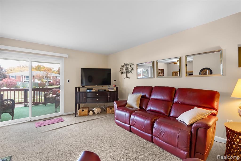 1700 Monticello Street, 2, Trenton, MI 48183 — Photo 8