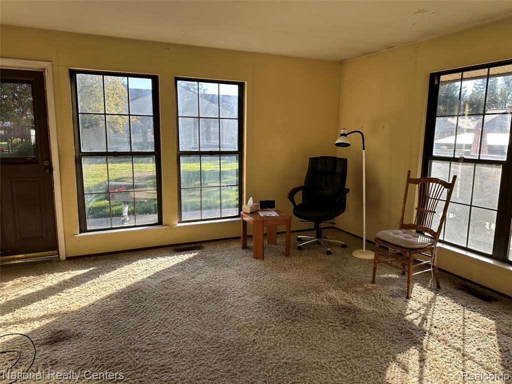 40390 Newport Drive, 60, Plymouth, MI 48170 — Photo 4
