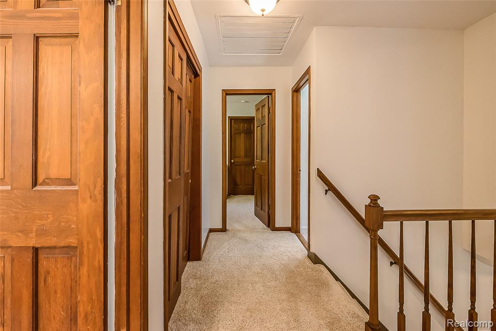 2694 WAYSIDE Drive, Ann Arbor, MI 48103 — Photo 46