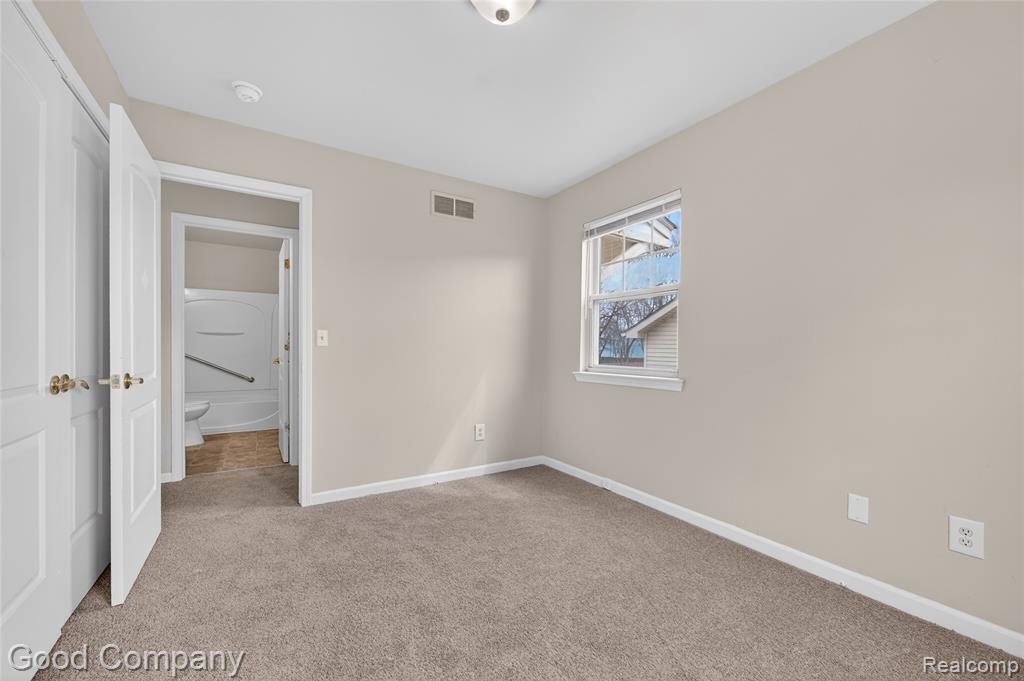 2470 Andrus Street, Hamtramck, MI 48212 — Photo 16