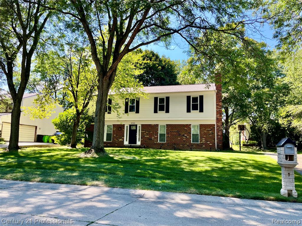5720 Beauchamp, West Bloomfield, MI — Photo 3