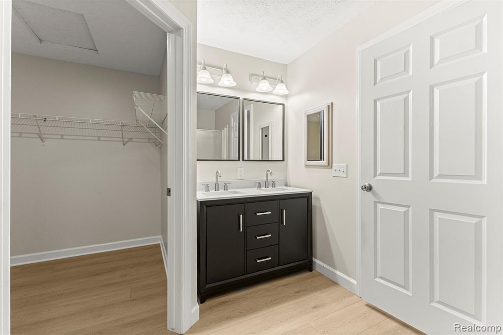 5835 Weddel Street, Taylor, MI — Photo 26