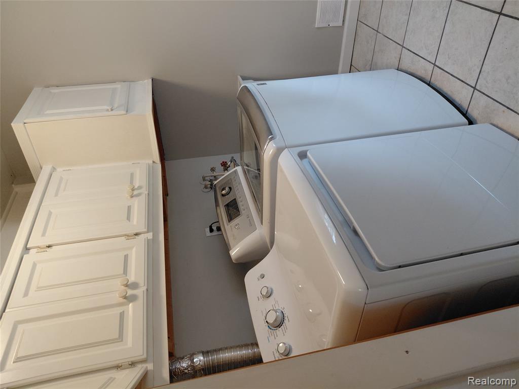 513 S Hawthorne Street, Westland, MI 48186 — Photo 22