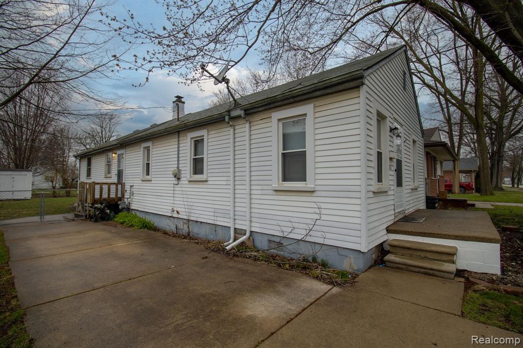 4016 JACKSON Street, Dearborn Heights, MI 48125 — Photo 3