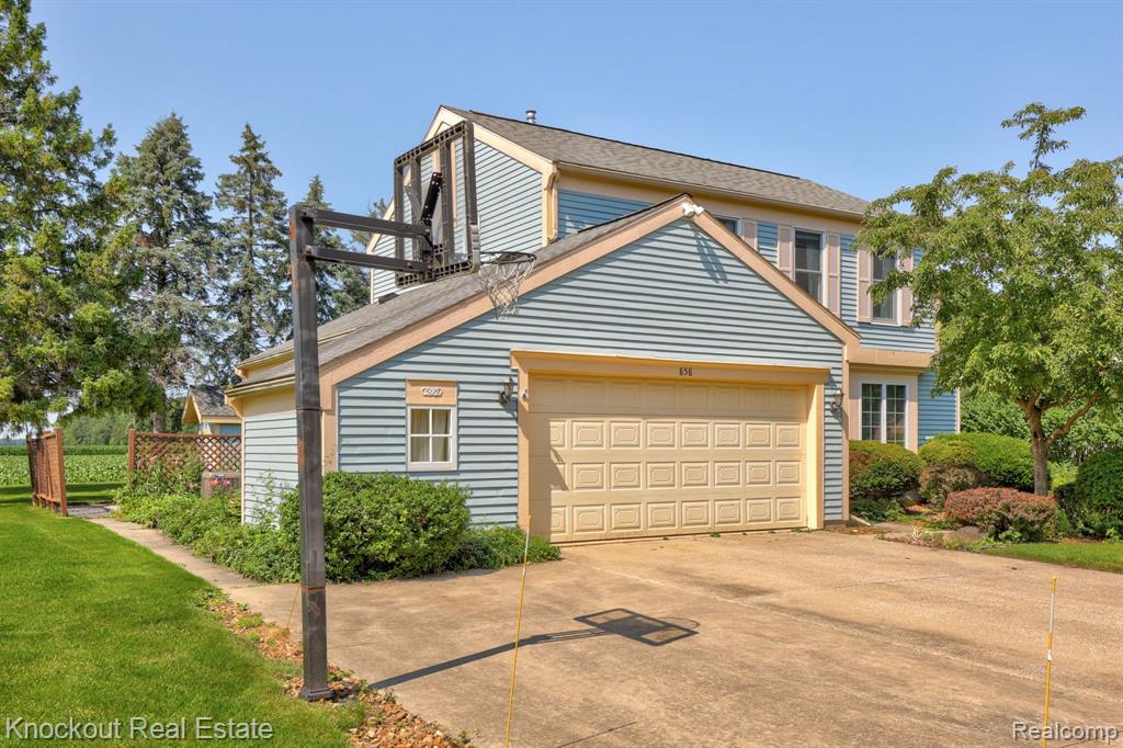 858 Zehnder Drive, Frankenmuth, MI 48734 — Photo 36