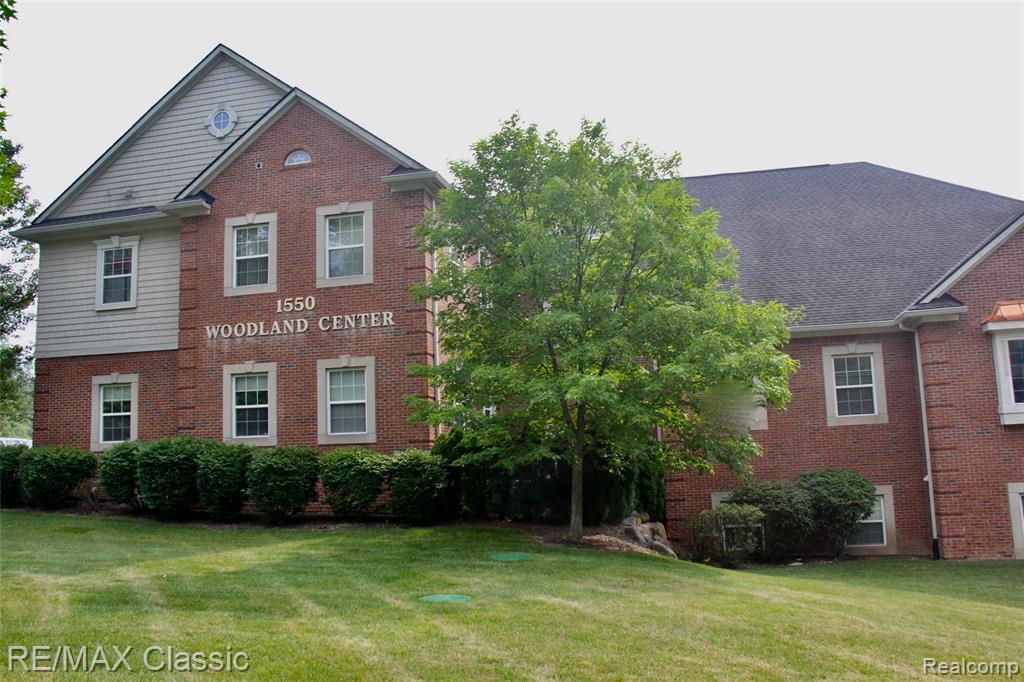 1550 N Milford Road, Milford, MI 48381 — front exterior