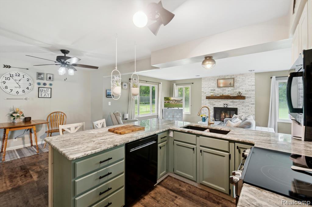 7031 Cleon Drive, Swartz Creek, MI 48473 — Photo 13