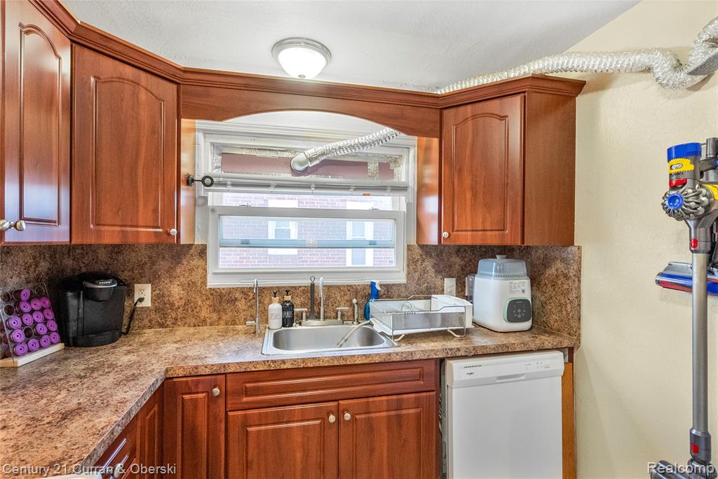 7013 Payne Avenue, Dearborn, MI 48126 — Photo 33