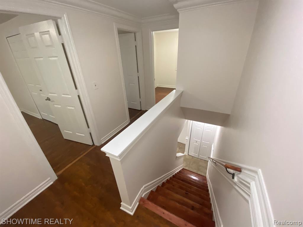 8418 HICKORY Drive, Sterling Heights, MI 48312 — Photo 10