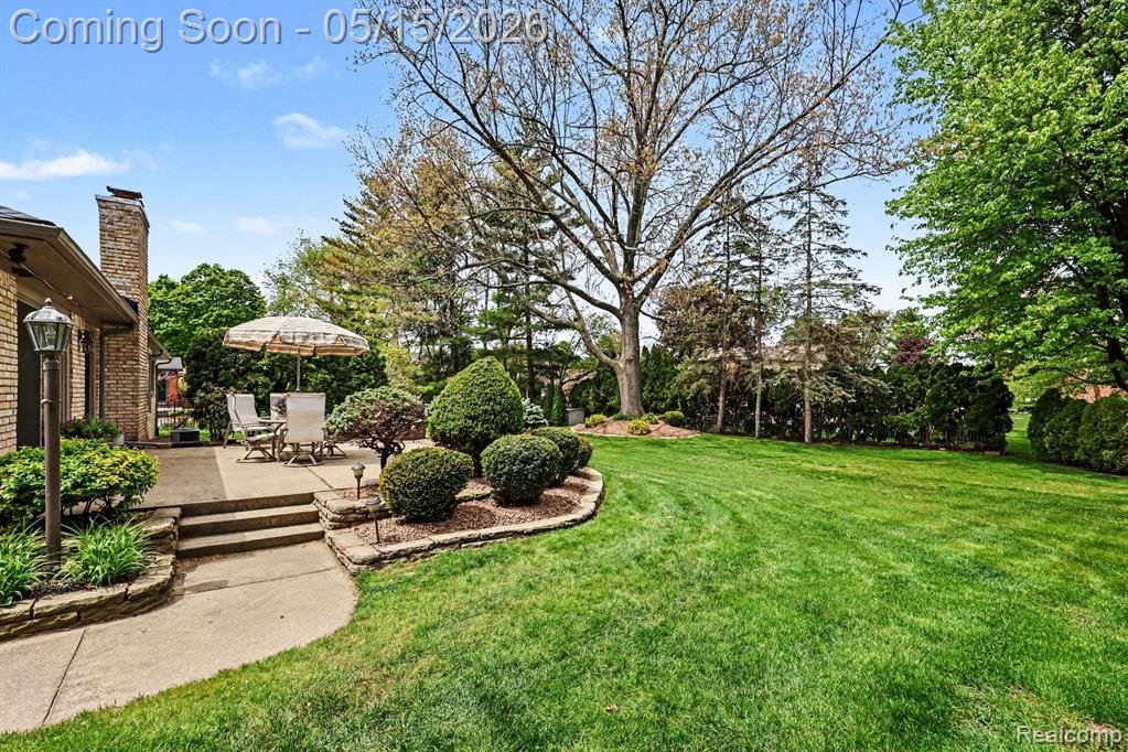 11921 Raintree Court, Utica, MI 48315 — Photo 51