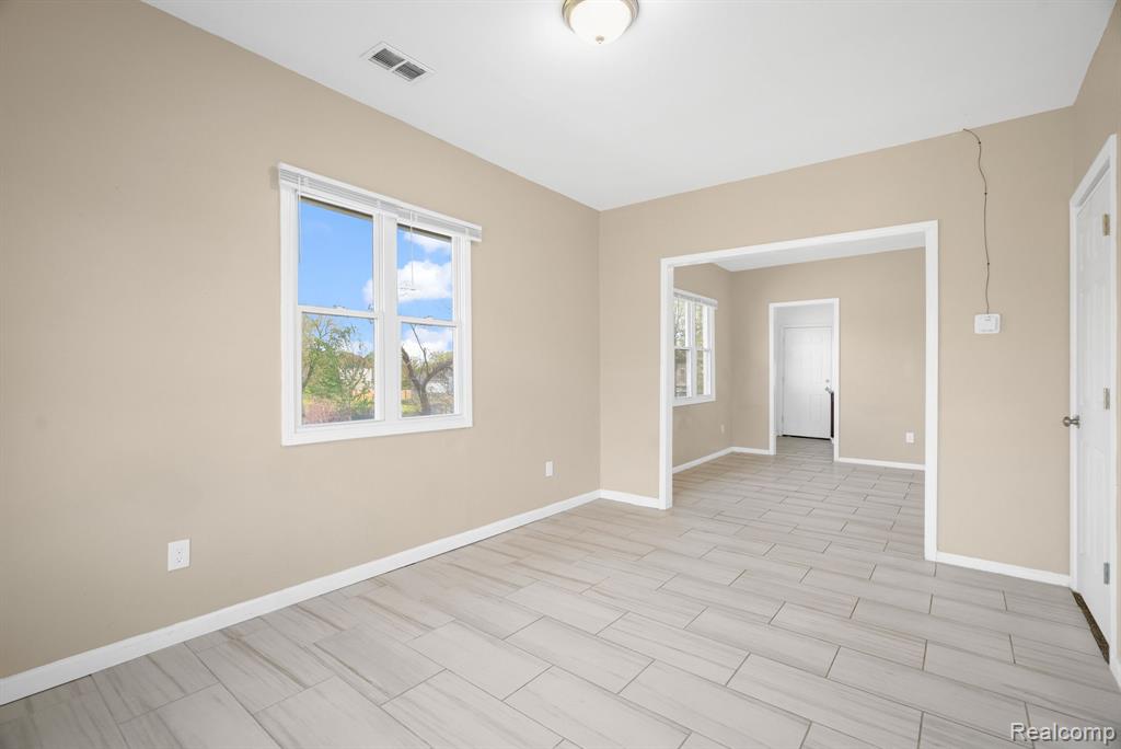 6423 Hazlett Street, Detroit, MI 48210 — Photo 27