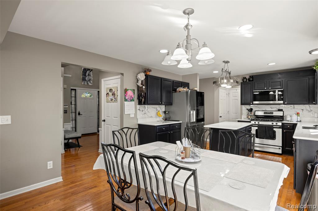 9778 Ravenshire Drive, Ypsilanti, MI 48198 — Photo 20