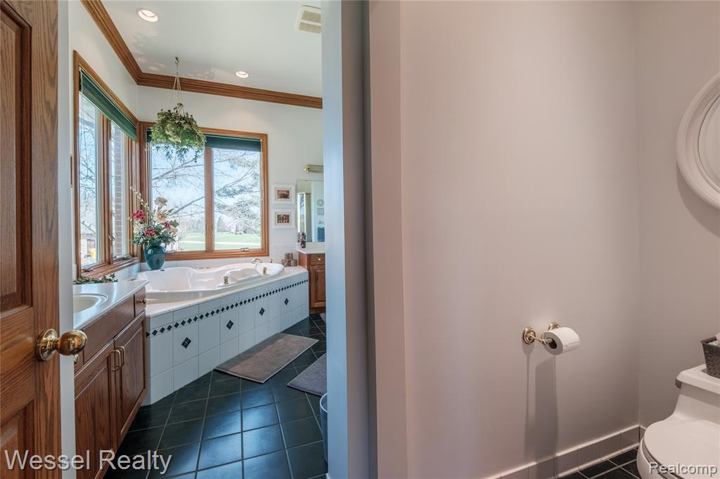 9805 Cranbrook Court, Romeo, MI 48065 — Photo 22
