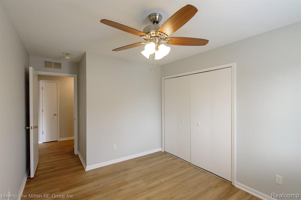 45838 Prairiegrass Court, Van Buren, MI 48111 — Photo 15