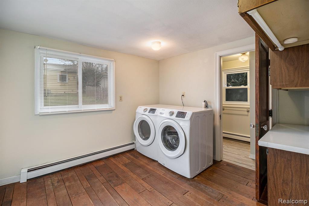 242 BROADWAY, Davisburg, MI 48350 — Photo 15