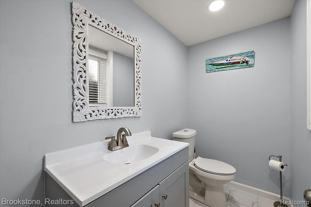 711 Hickory Heights Drive, Bloomfield Hills, MI 48304 — Photo 32