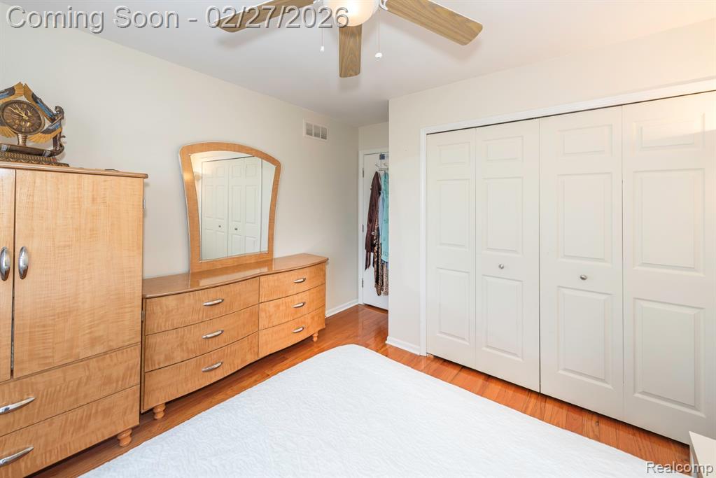 8203 Barrington Drive, Ypsilanti, MI 48198 — Photo 29