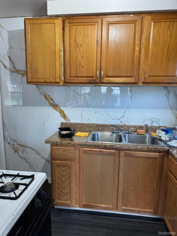 20401 Greeley Street, Detroit, MI 48203 — Photo 13