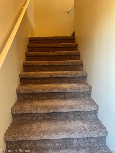 16684 DOVER Drive, Northville, MI, 00000