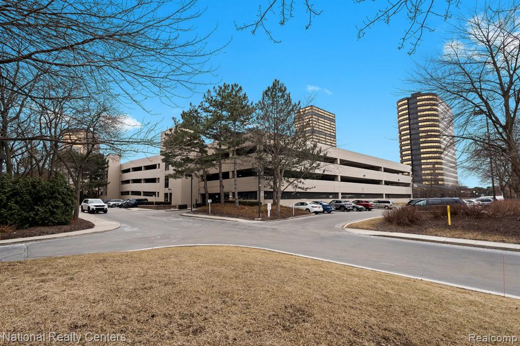 5000 Town Center, 408, Southfield, MI 48075 — Photo 26