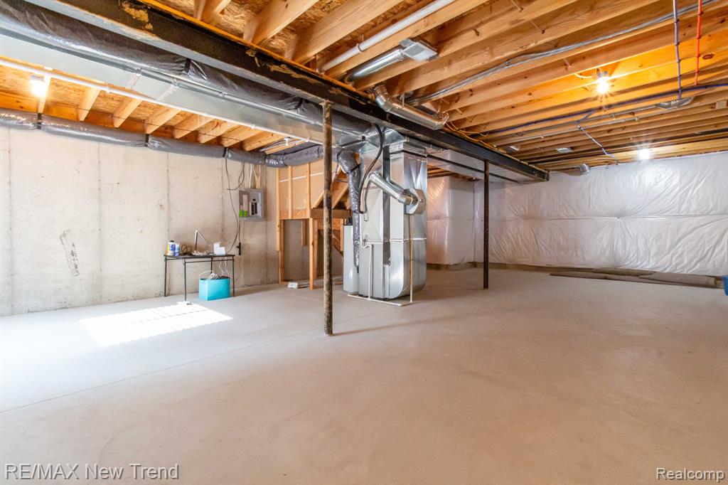 24485 ROSEMONT Drive, South Lyon, MI 48178 — Photo 34
