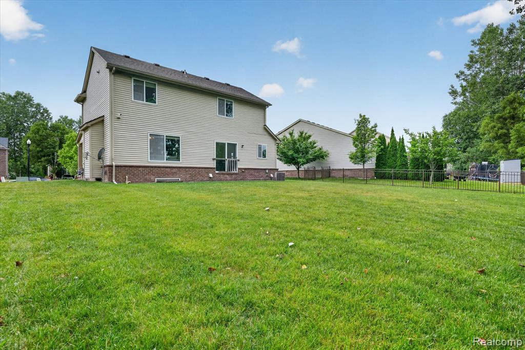 6119 Treetops Drive, Romulus, MI 48174 — Photo 39