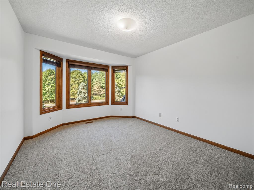 4097 Merna Lane, Milford, MI 48380 — Photo 20
