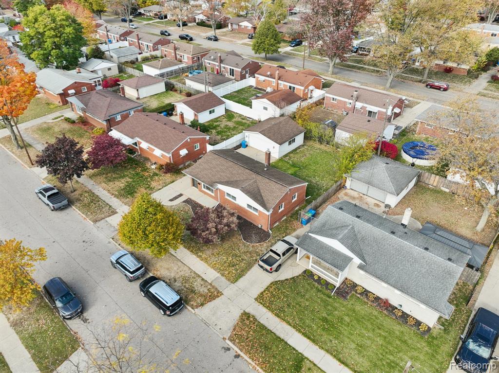4749 Lutz Drive, Warren, MI 48092 — Photo 24