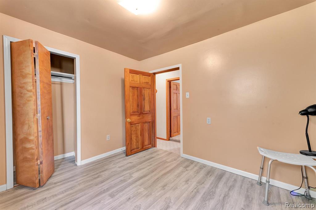 429 Edgewater, Algonac, MI 48001 — Photo 21