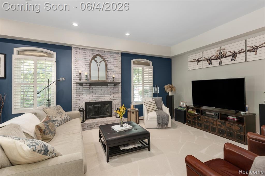 42812 Ledgeview Drive, Novi, MI 48377 — Photo 9