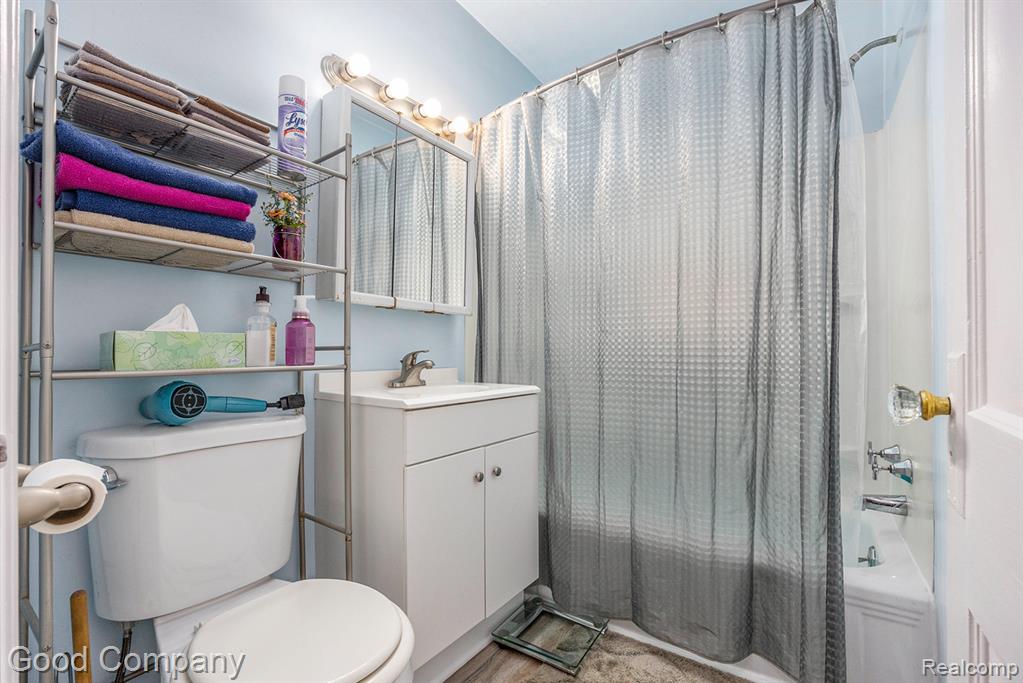 47565 Frederick Road, Shelby Twp, MI 48317 — Photo 11
