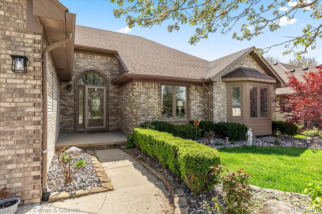 54806 Ashley Lauren Drive, Macomb, MI 48042 — Photo 2