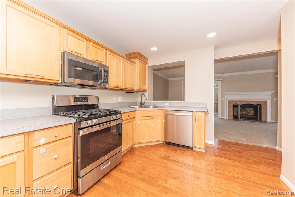 6427 RICHARD Run, 10, West Bloomfield, MI — Photo 7