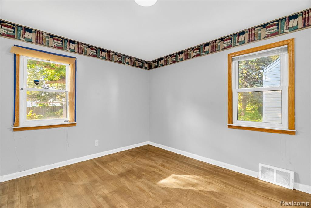 6235 Rosemont Avenue, Detroit, MI 48228 — Photo 16