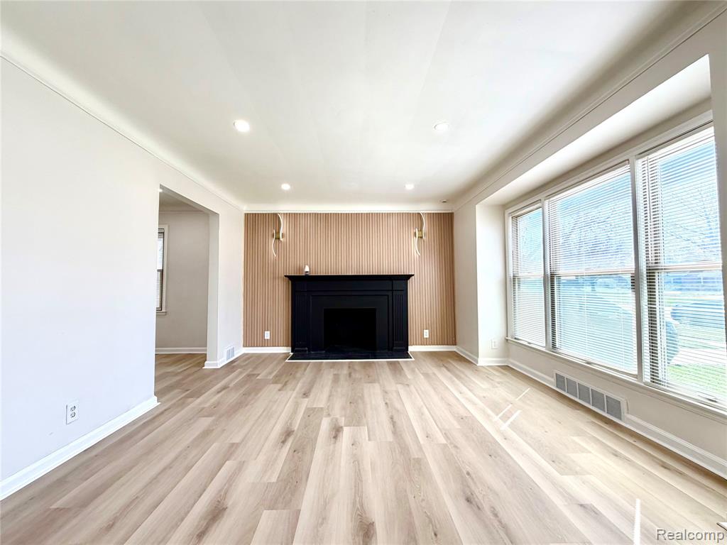 7200 W Outer Drive, Detroit, MI 48235 — Photo 13