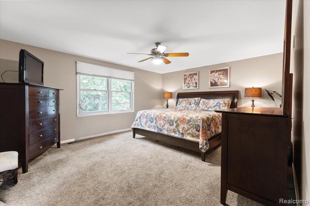 8291 Fawn Valley Circle, Clarkston, MI 48348 — Photo 22
