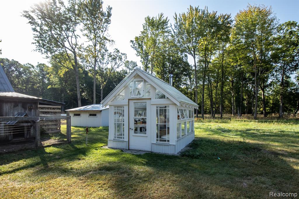 12595 N Budd Road, Burt, MI 48417 — Photo 45