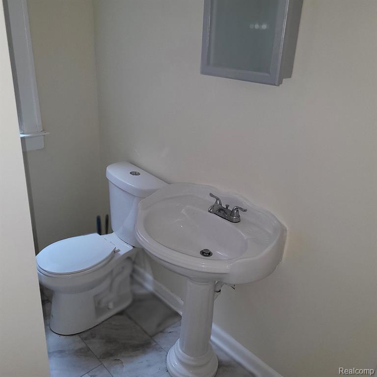 4240 WAVERLY Street, Detroit, MI 48238 — Photo 8