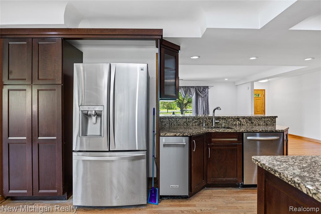 8359 Chicago Road, Warren, MI 48093 — Photo 14