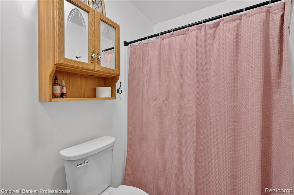 10310 Sharp Road, Swartz Creek, MI 48473 — Photo 22