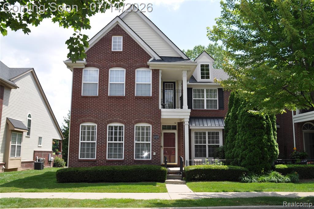 42808 Park Cresent Drive, Sterling Heights, MI 48313 — front exterior
