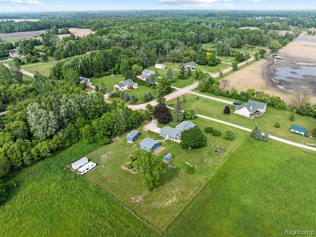 7287 Ray Road, Swartz Creek, MI 48473 — Photo 43
