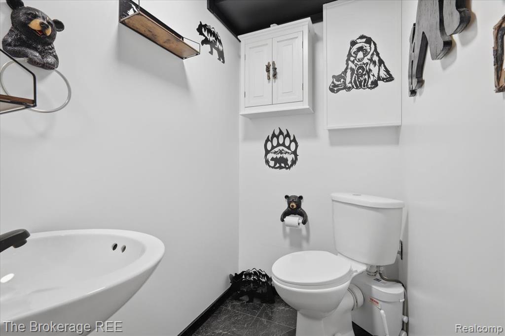 8254 Nichols Road, Gaines Vlg, MI 48436 — Photo 43