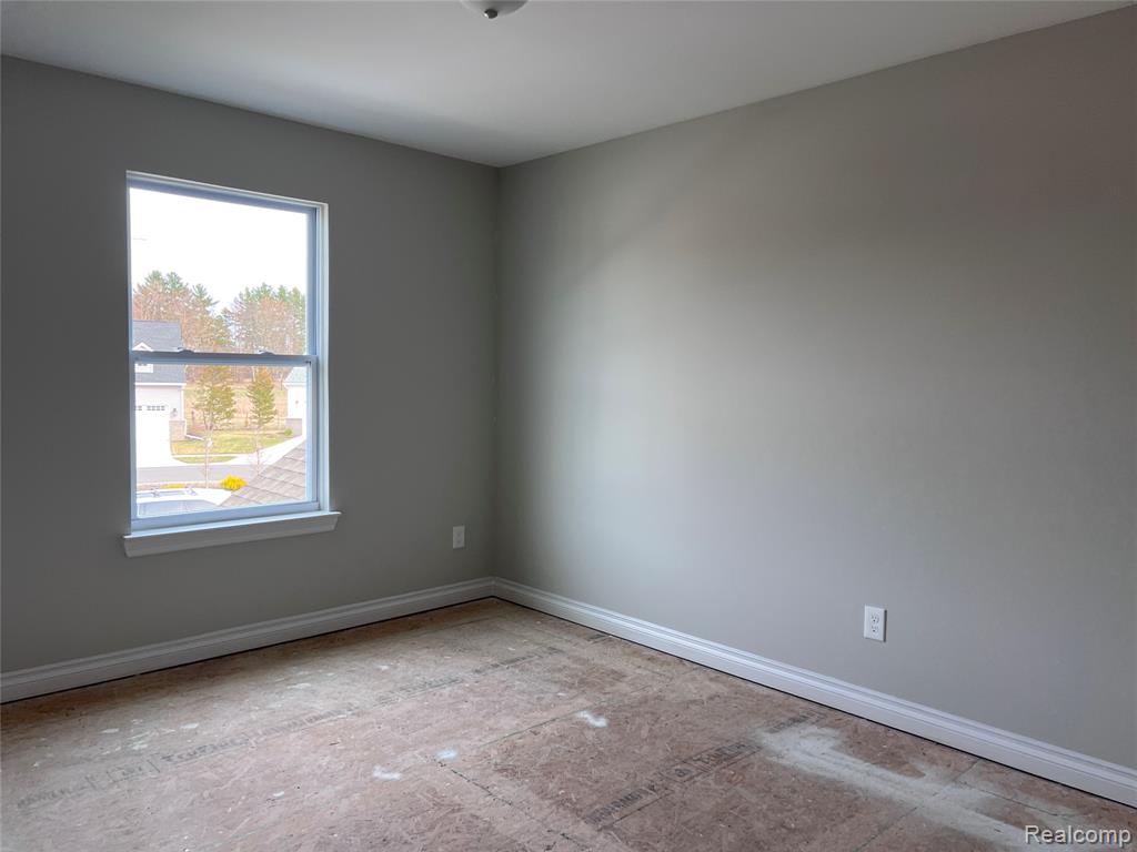 471 Pattan Drive, Wixom, MI — Photo 9