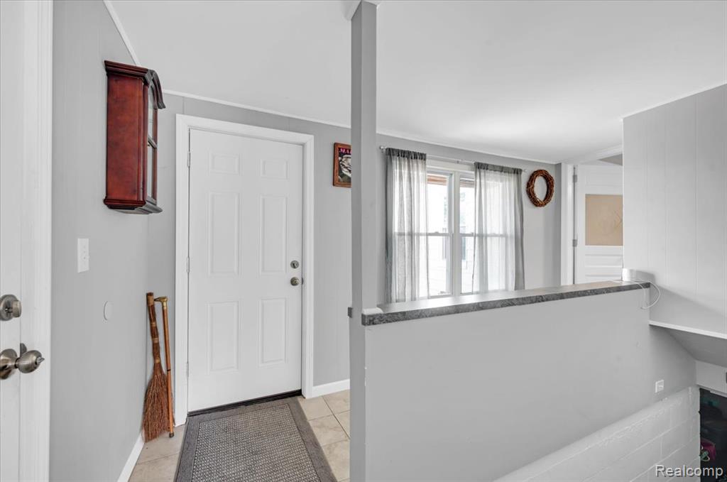 1084 E Grand Blanc Road, Grand Blanc, MI 48439 — Photo 7