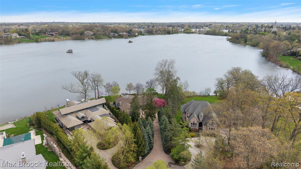 3945 Kirkland Court, Bloomfield Hills, MI 48302 — Photo 39