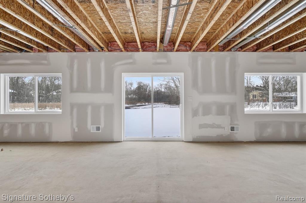 8515 Sandy Crest Drive, White Lake, MI, 00000